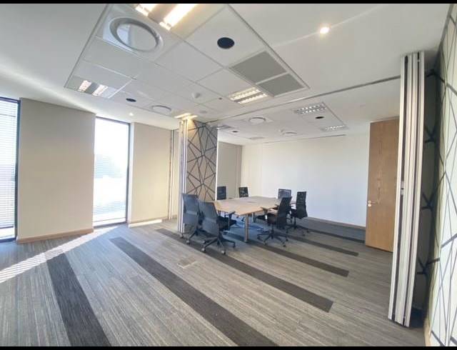 5,108M² OFFICE TO LET IN BRYANSTON